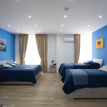 Giuly Suites & Rooms Napoli Dış mekan fotoğraf