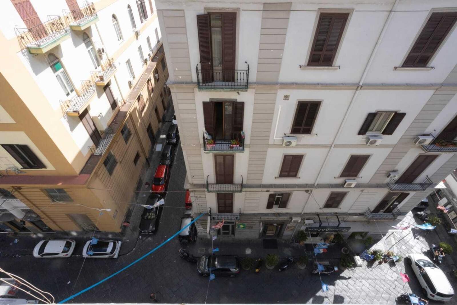 Giuly Suites & Rooms Napoli Dış mekan fotoğraf