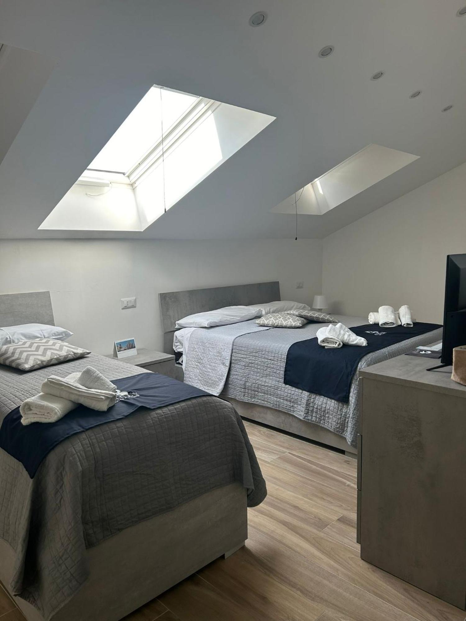 Giuly Suites & Rooms Napoli Dış mekan fotoğraf